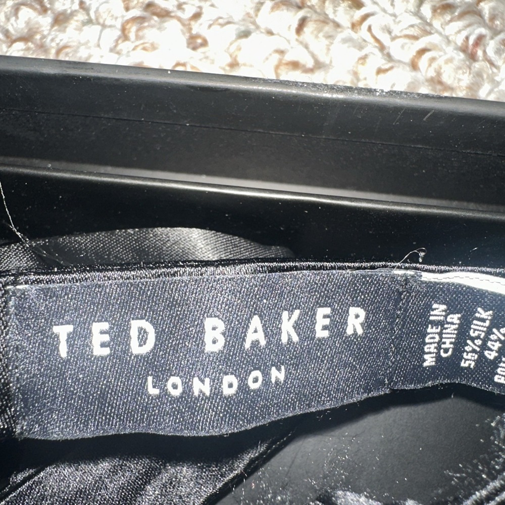 Ted Baker London Black Silk Blend Bow Tie Men's Adjustable Formal Wedding EUC‎ - Picture 2 of 5